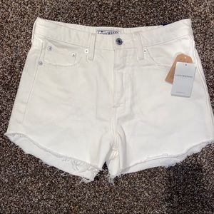 Lucky Brand size 28 jean shorts